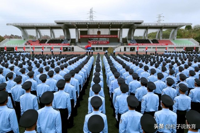 这几个动作，可能让血压瞬间增高!心内科专家:教你几招稳住血压|燕赵健康大讲堂（能让血压瞬间升高的办法）