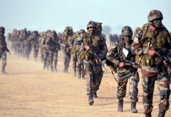 (世界军费排名一览表)中国军费排名世界第二，可以造250艘055大驱，与美国相比如何?