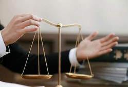 (离婚请律师费一般是多少钱)<strong>郑州</strong>请律师离婚案件一般多少钱