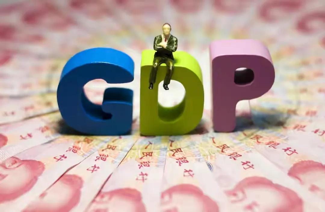 (2021年美国GDP)公布啦!2021年美国GDP达230396亿美元，中美差距仍有5.3万亿美元  第3张