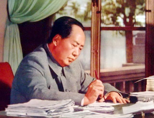 (部队团级干部工资是多少钱)1955年授衔后，国家领导人及开国将帅拿多少工资?许光达例外  第5张