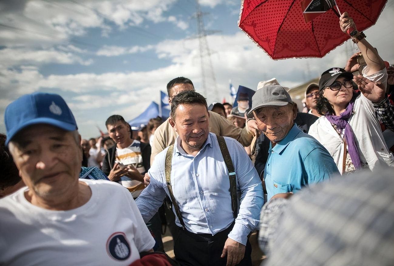 (蒙古国总统)2020年送中国三万只羊的蒙古国总统，如今涉嫌贪腐18亿，跑路了?  第15张