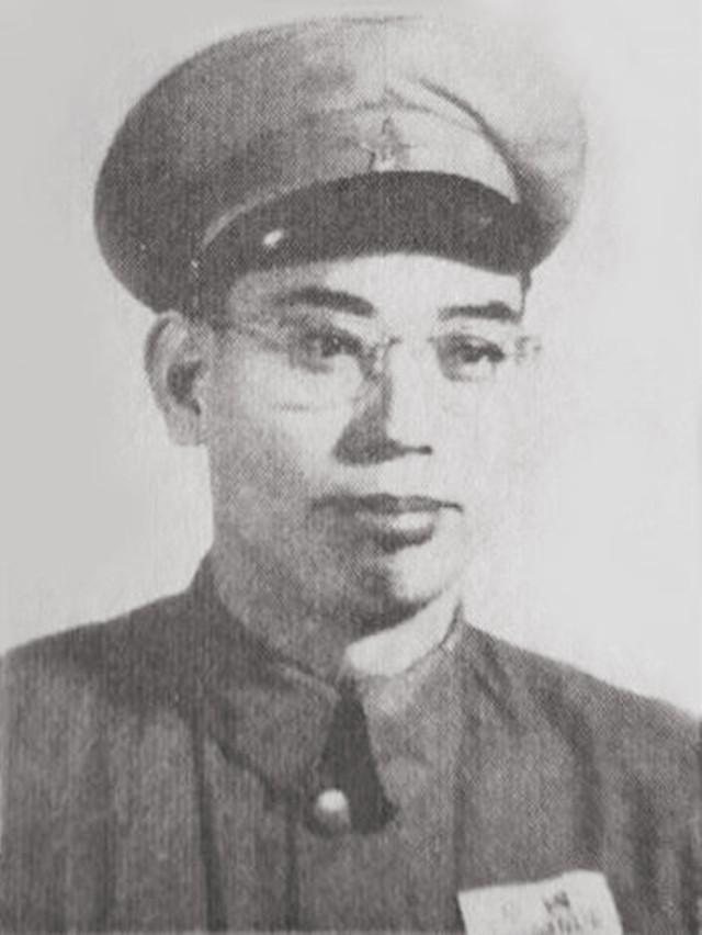 (部队团级干部工资是多少钱)1955年授衔后，国家领导人及开国将帅拿多少工资?许光达例外  第13张
