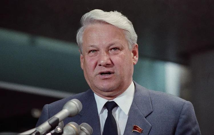 (苏联总统)叶利钦为什么非要搞垮苏联，当苏联总统不好吗?久加诺夫道出原因  第2张