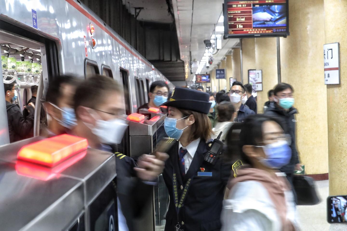 北京有地铁吗 五年来北京已开通17条地铁，未来有望应用氢燃料电池列车  第2张