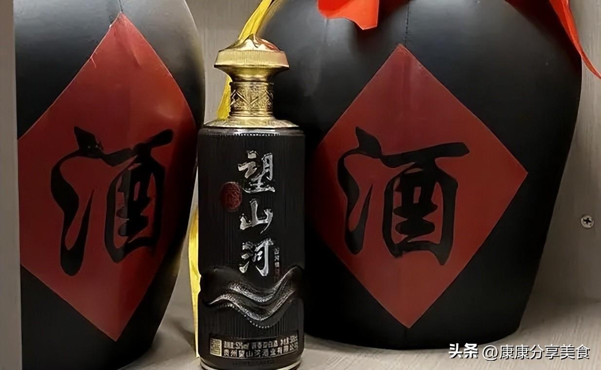 (酒一喝就醉是怎么回事)白酒怎么喝才不容易醉?谨记这3点，时刻让你在酒局上保持清醒  第8张