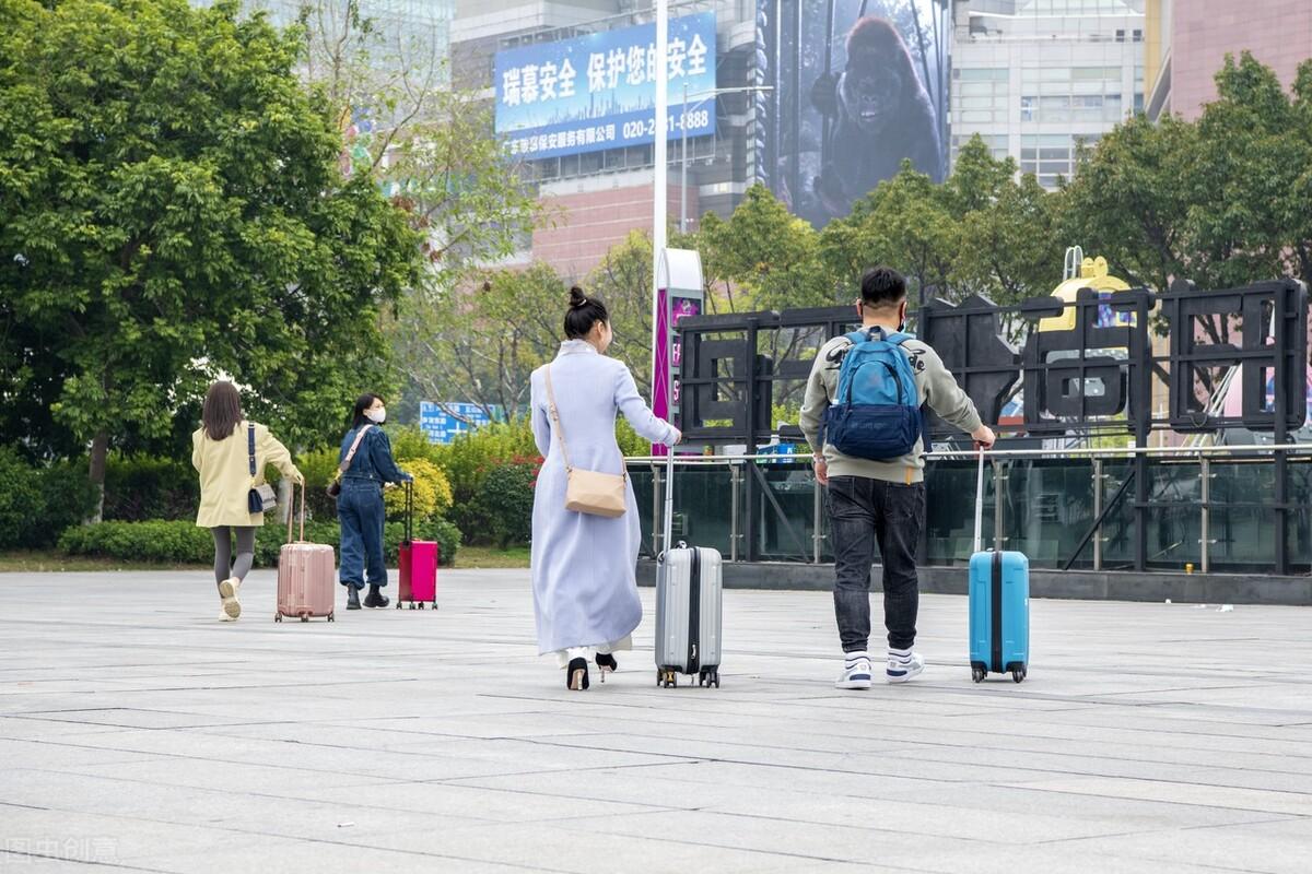 (怎么样才能赚钱)农民没学历，没技术，该怎么赚钱?一定要学会这几个方法  第2张